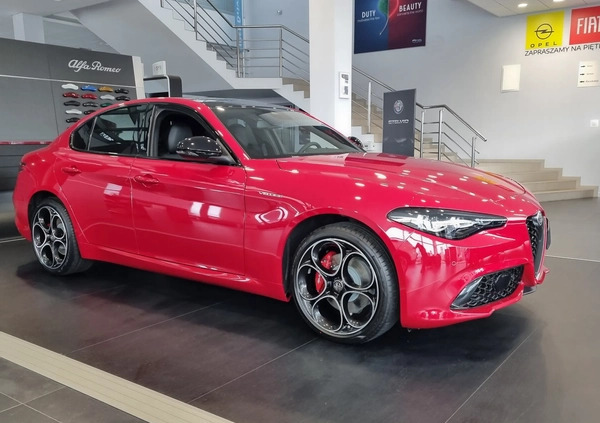 Alfa Romeo Giulia cena 237900 przebieg: 1, rok produkcji 2024 z Kutno małe 254